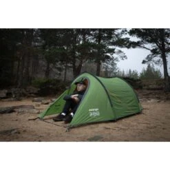Vango Scafell 200 Tent (2025) -Vango Sale Store scaffell 200 lifestyle 04
